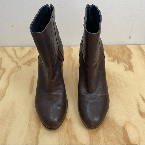 Rag & Bone Classic Newbury Brown Leather Ankle Bootie - Picture 3 of 10